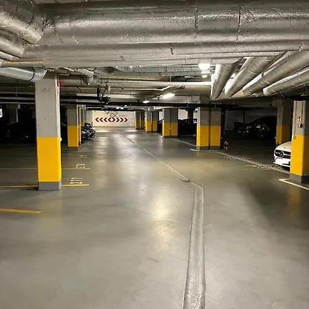 Апартаменти Z Kominkiem W Sercu Wroclawia