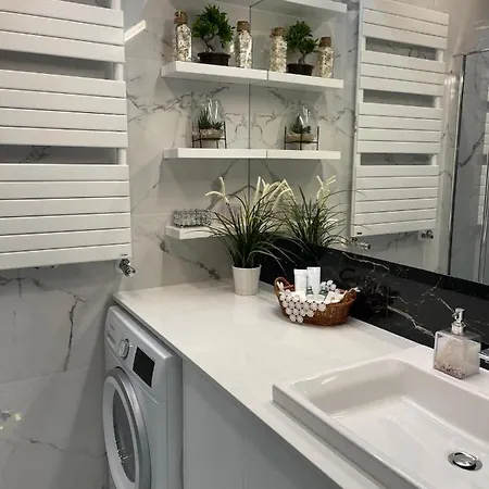 Z Kominkiem W Sercu Wroclawia Вроцлав