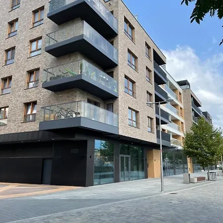 Z Kominkiem W Sercu Wroclawia Apartamento *