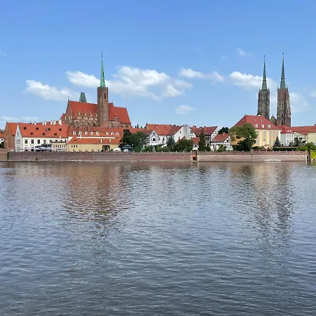 Z Kominkiem W Sercu Wroclawia Apartment