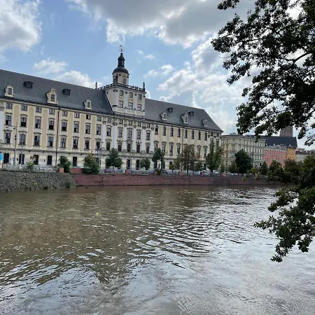 Z Kominkiem W Sercu Wroclawia شقة