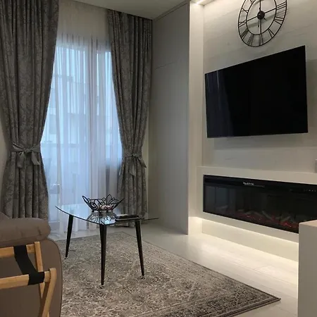 Z Kominkiem W Sercu Wroclawia Apartamento *